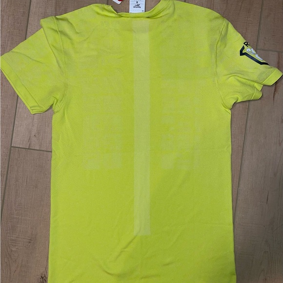 CrossFit Games 2020 Myoknit T-Shirt. NWT - Picture 2 of 4